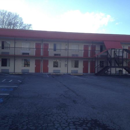 Executive Inn Calhoun Exterior photo